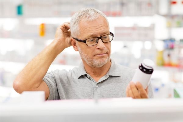 finasteride_vs_dutasteride_efficacite_posologie_et_effets_secondaires_chez_lhomme